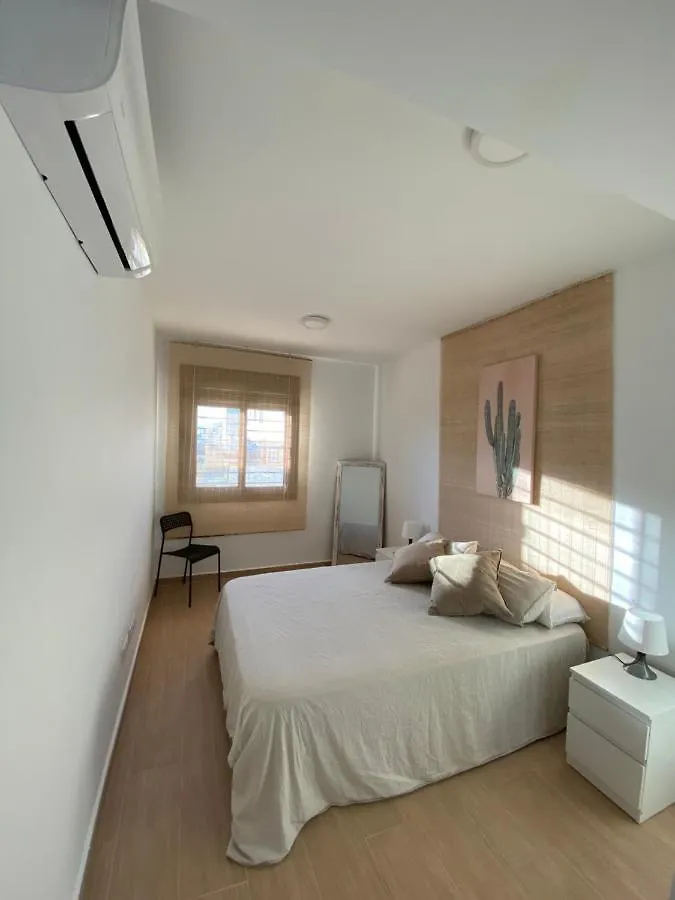Central Apartment With Parking By Wayra Tarifa