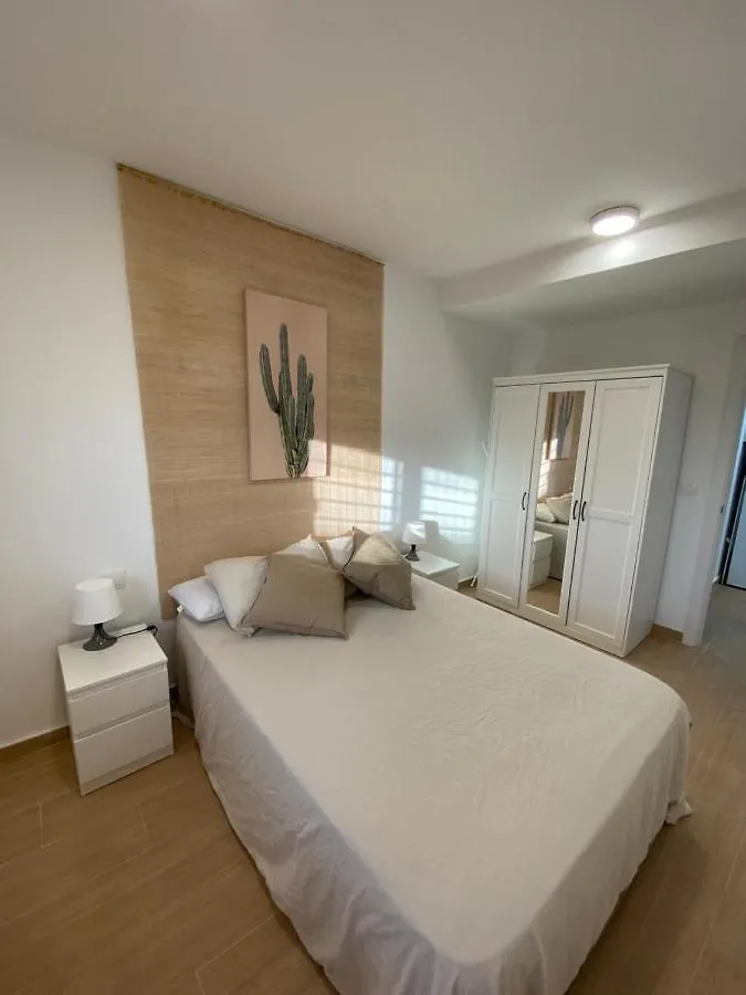 Central Apartment With Parking By Wayra Tarifa España